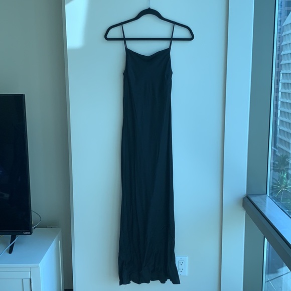 🆕 Zara Satin Effect Midi Dress (Black) - Picture 3 of 5